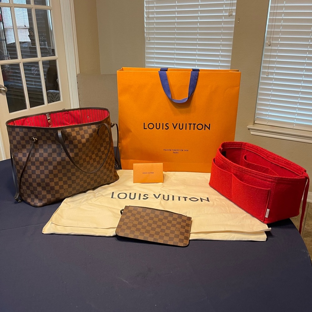 👜🕶️AUTHENTIC LOUIS VUITTON NEVERFULL GM